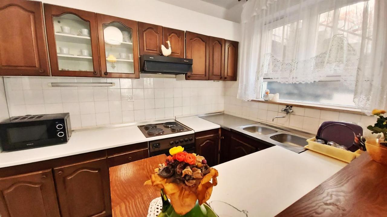 Apartment Cedo Омиш Экстерьер фото