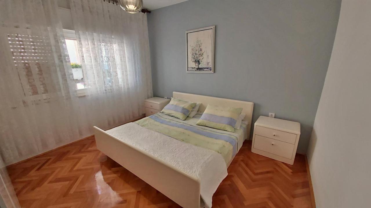 Apartment Cedo Омиш Экстерьер фото