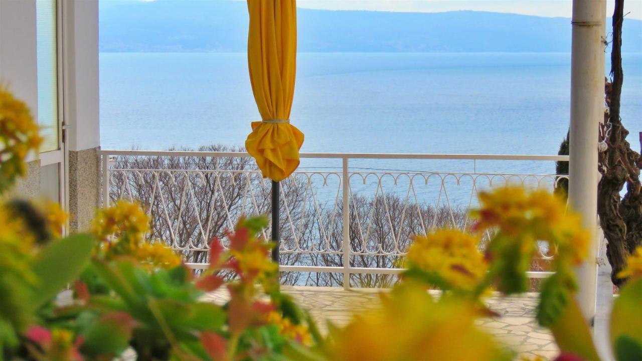 Apartment Cedo Омиш Экстерьер фото