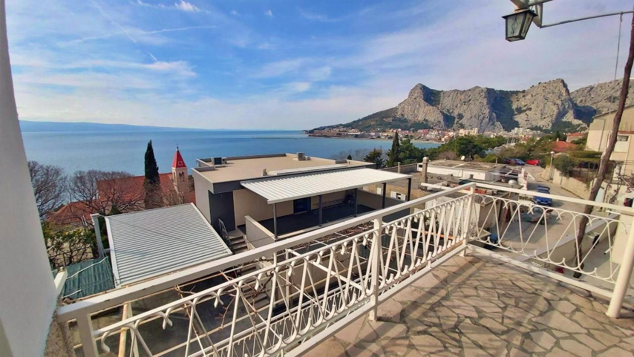 Apartment Cedo Омиш Экстерьер фото