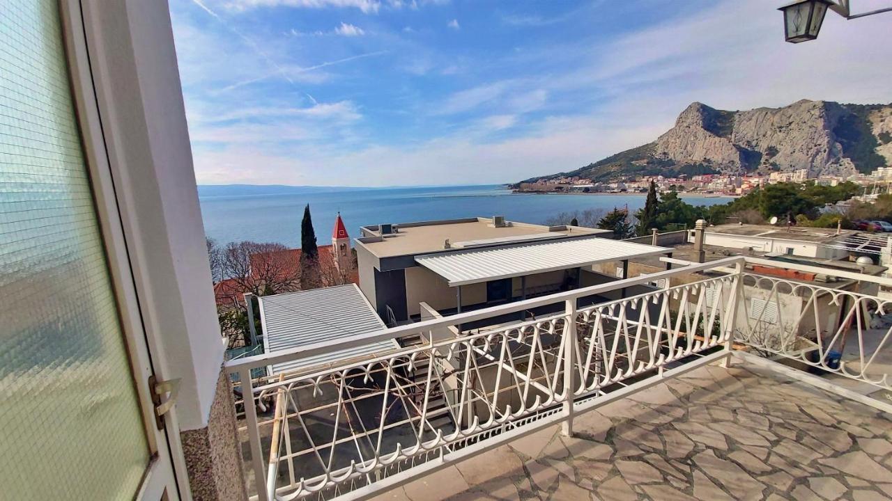 Apartment Cedo Омиш Экстерьер фото