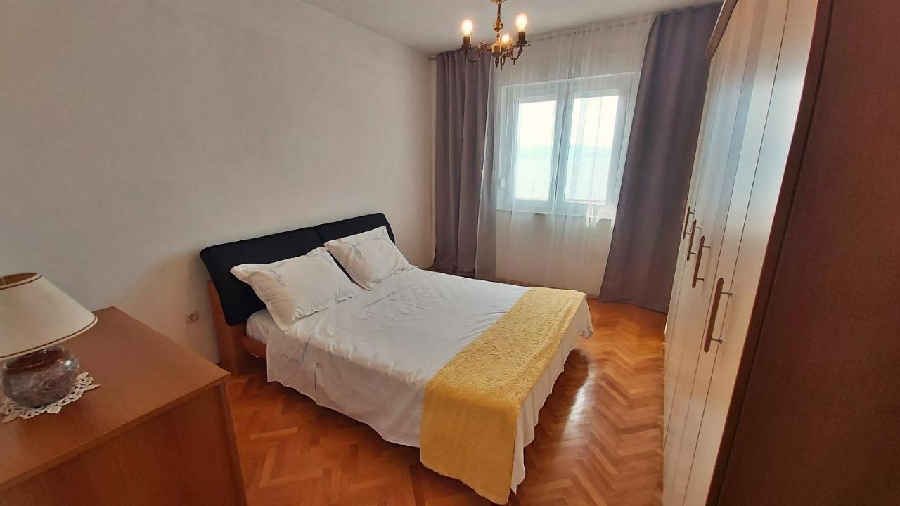 Apartment Cedo Омиш Экстерьер фото