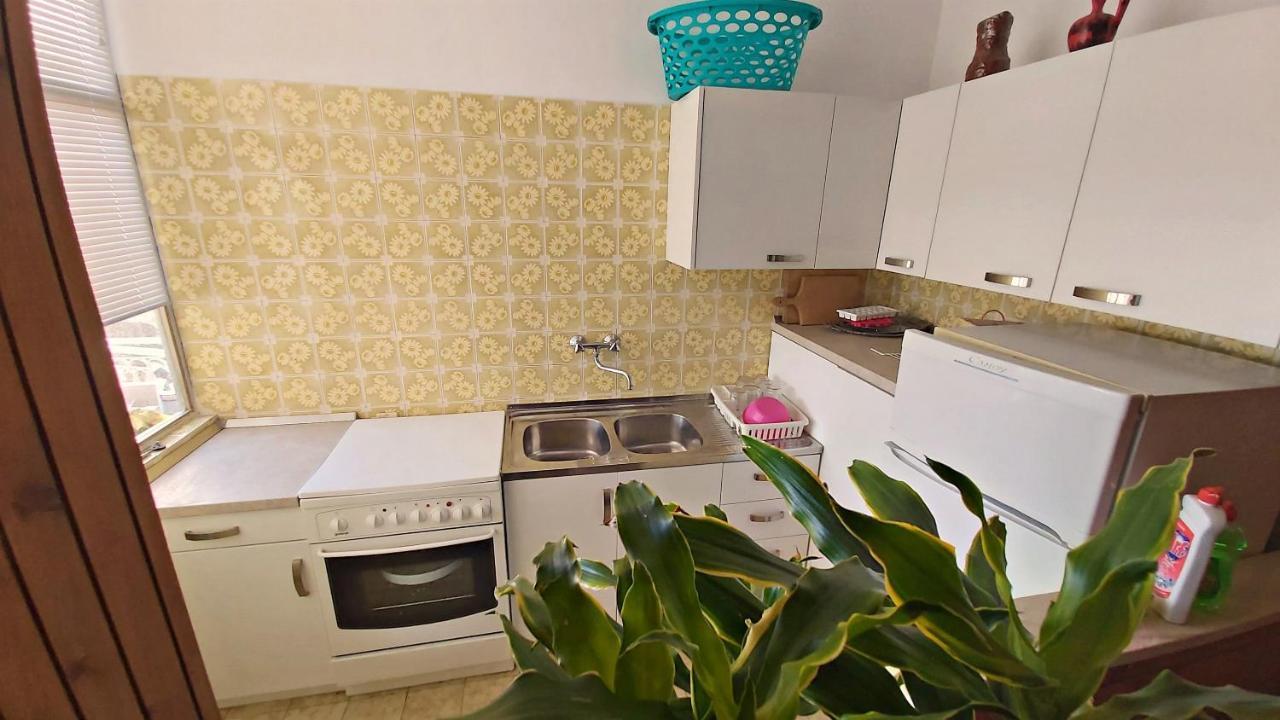 Apartment Cedo Омиш Экстерьер фото